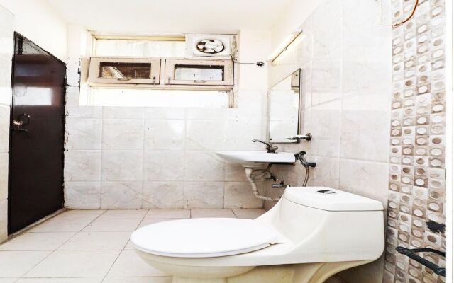 OYO 8438 DSR Residency