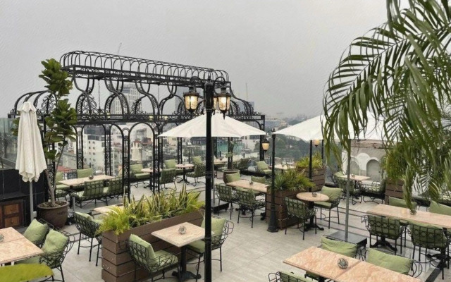 Madelise Palace Hotel & Spa