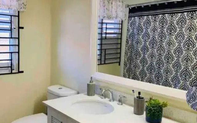 720 Sea Breeze Vacation Home