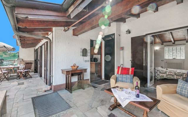 La Maison Dans Le Jardin