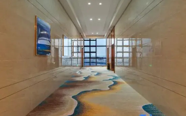 Lidu Happy Apartment (Yunshan Fengjing Plaza)