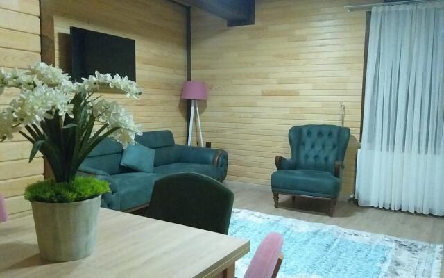 Dilek Suit & Cafe