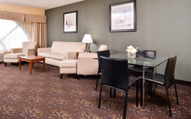 Holiday Inn Express Hotel & Suites West Chester by IHG