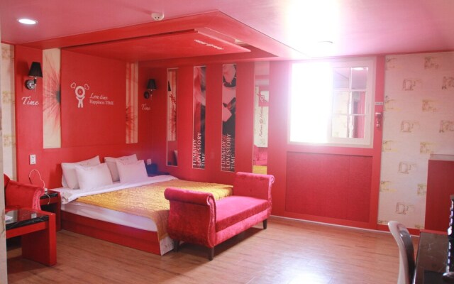 Time Motel