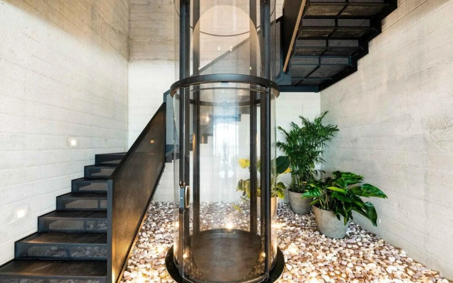 Bella Rocca 8br 8 Bedroom Home