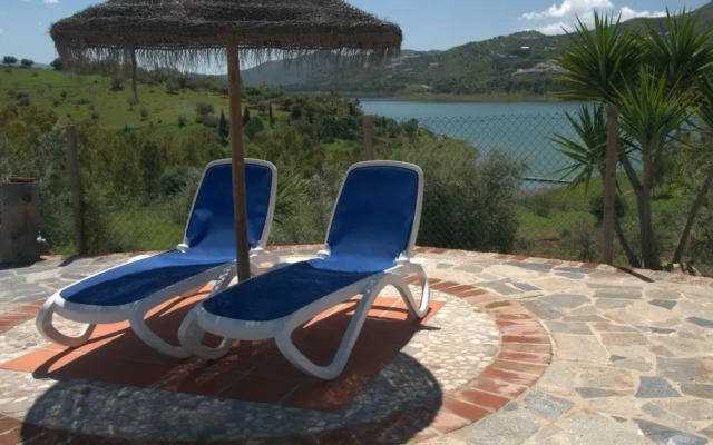 Cozy Rural Tourism Accommodation in Huetor Spain