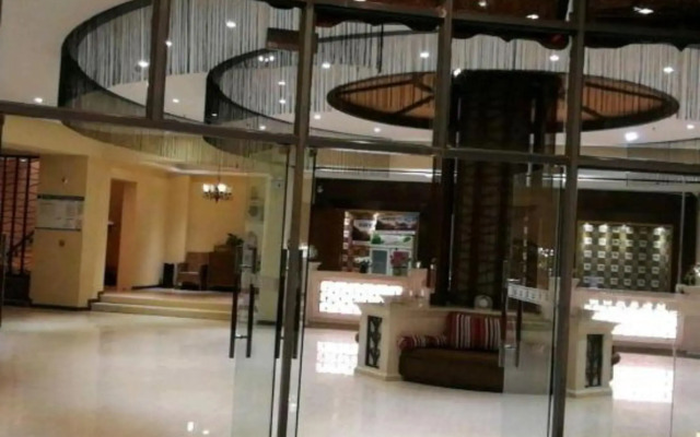 Xianshan Liuyun Holiday Hotel