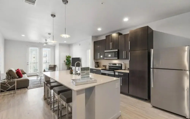 FlatZ 432 Condos By Barsala