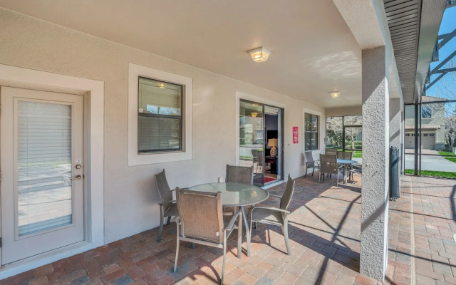 Giant Villa W/private Pool&spa, Game Room, & More!