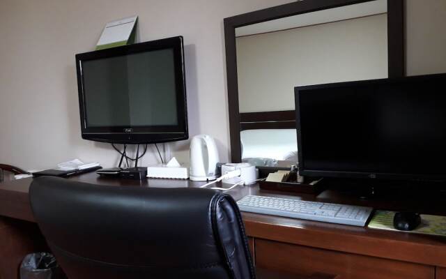 Yes Hotel
