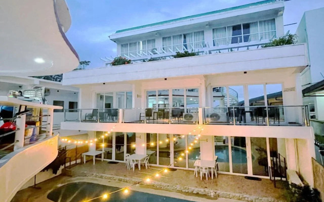 Arkipelago Divers and Beach Resort