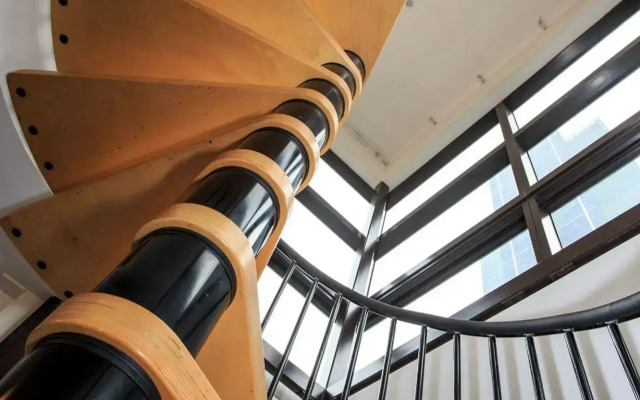Paramount Serviced Apartments