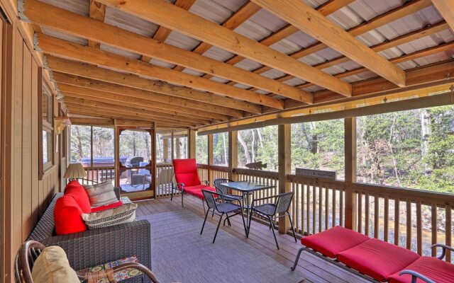 Serenity on the Creek Cabin + Hot Tub & Grill