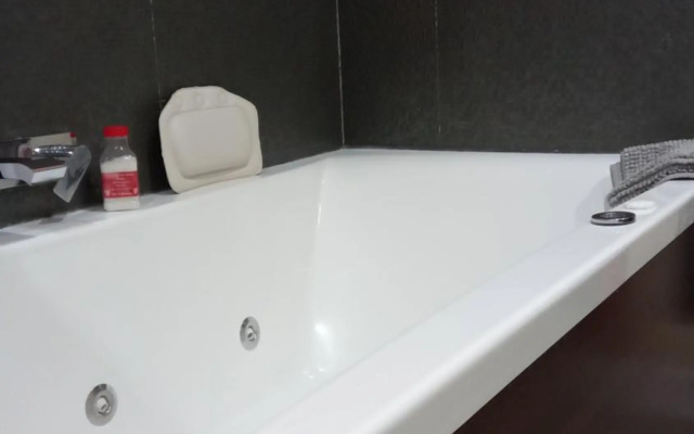 Loft jacuzzi lila Casa Ermita San Antonio