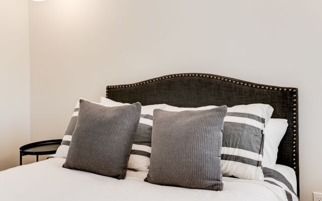 Le Cozy - Condos Mont-Tremblant by KASANIA
