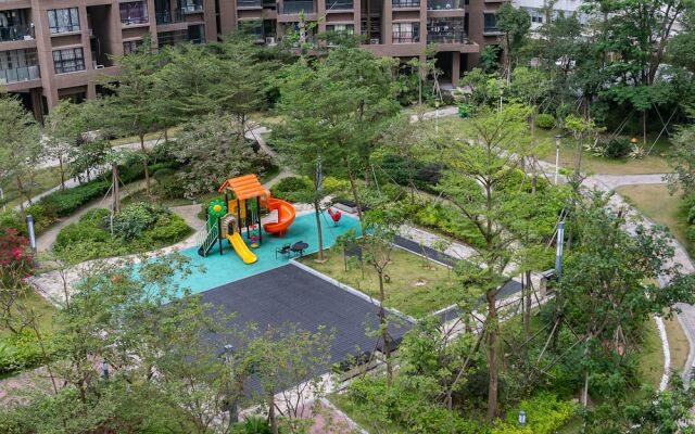 Locals Boutique Apartment Huafa Plaza 23