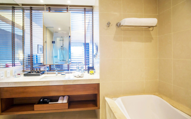 Crowne Plaza Bangkok Lumpini Park by IHG