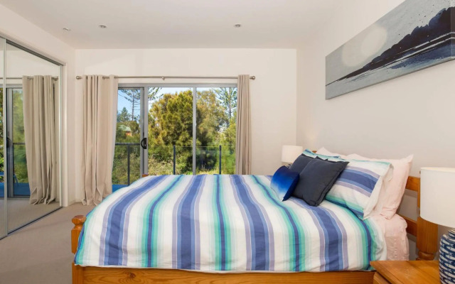 Thalassa I Pet Friendly I 2 Mins Walk to Beach