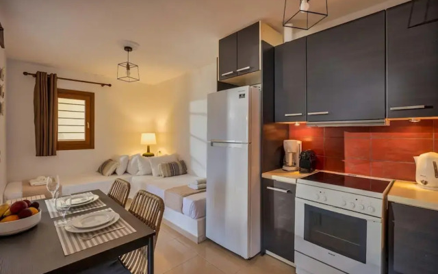 Ascuri Apartment by Estia