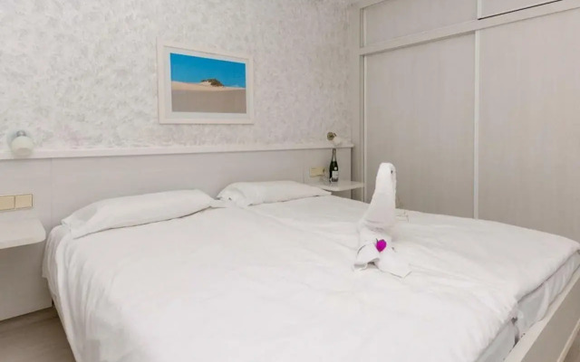 R2 Maryvent Beach Apartaments