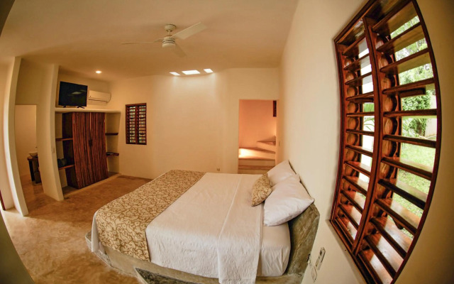 Mi Kasa Tu Kasa Bacalar