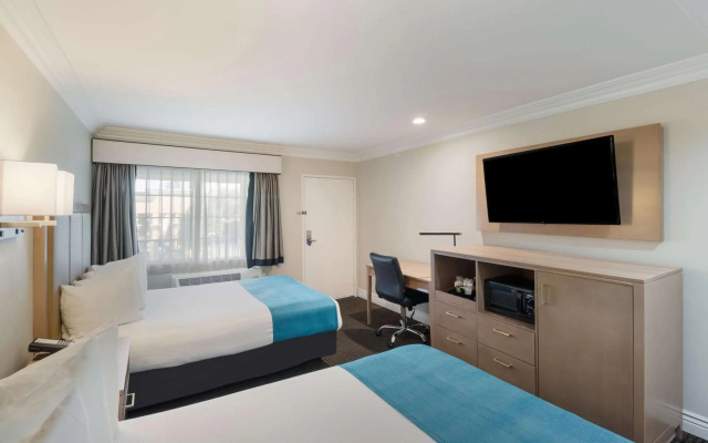 BLVD Hotel and Studios Universal-Hollywood, an Ascend Collection Hotel