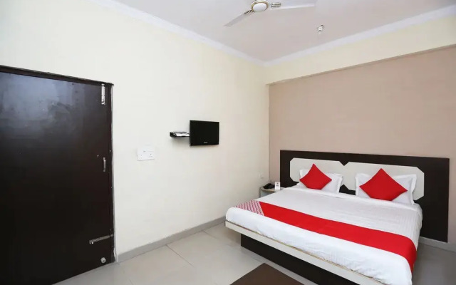 OYO 15658 Maheshwaram Guesthouse