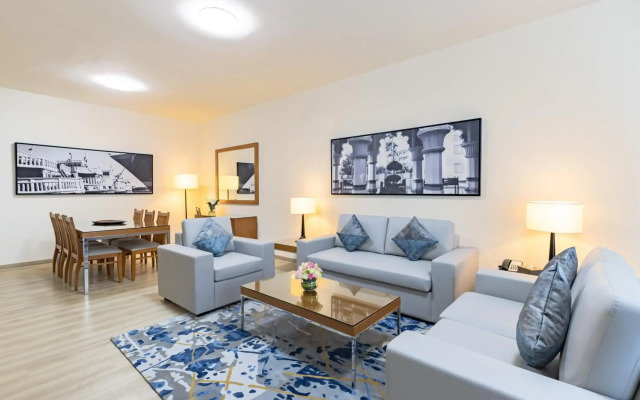 Golden Sands Hotel Apartments