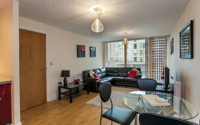 Vizion by ShortstayMK