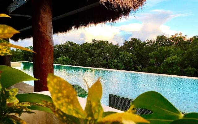 Condo With Amazing Jungle View With Top Amenities