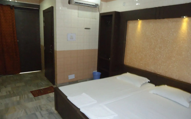 Hotel Sheela
