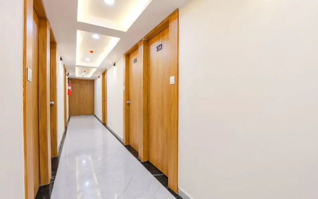 Fabhotel Crystal I