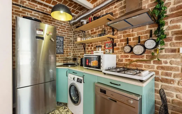 Nostalgic Flat Near Galata Tower in Beyoglu