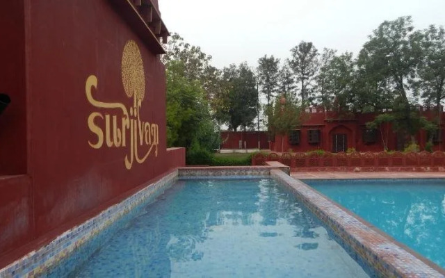 Surjivan Resort
