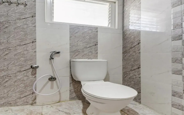 OYO Flagship 24155 FCI Nagar