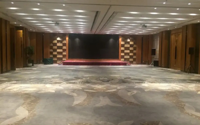 Ramada by Wyndham Zhengzhou East