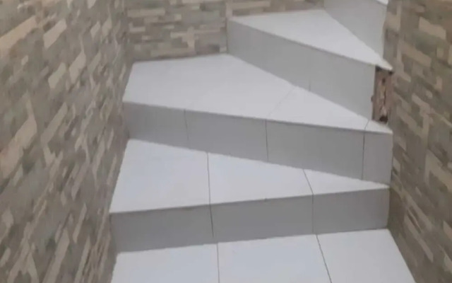 Captivating 4-bed House in Tamaris