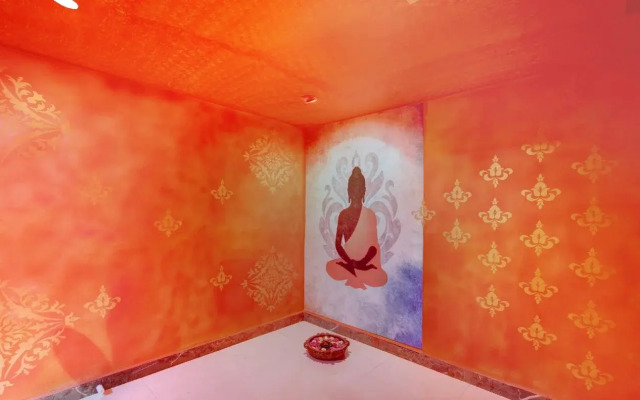 Jodidhar's Club By OYO Rooms