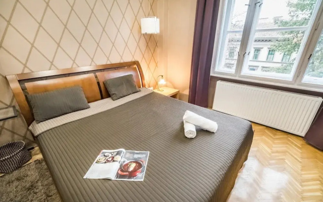 Magas 5 Apartment