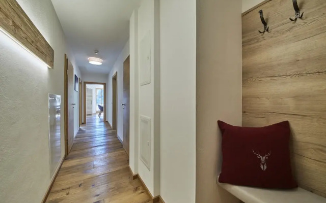 The Peak - Premium Apartments