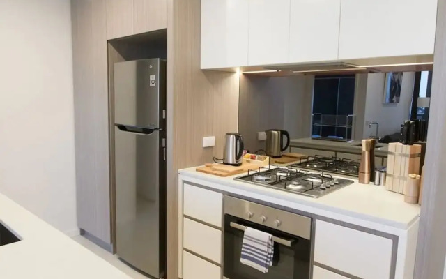 Central 1 Bedroom Apartment Close To CBD And Riverside