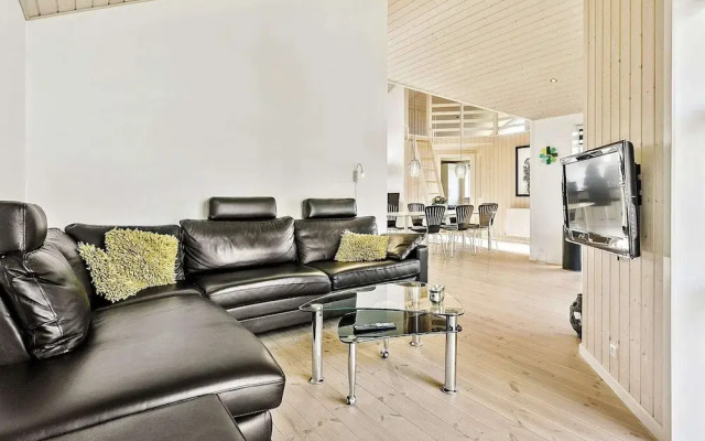Luxury Retreat in Oster Hurup-by Traum