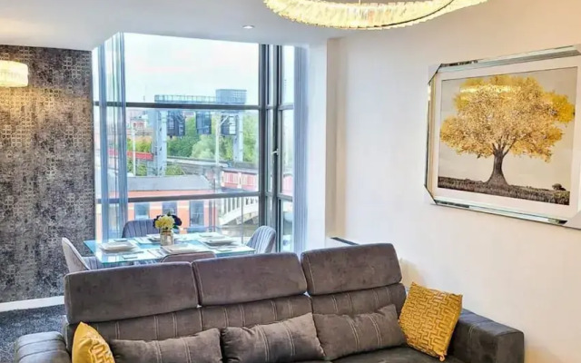 Luxury Apartment Canal View Castlefield - Parking