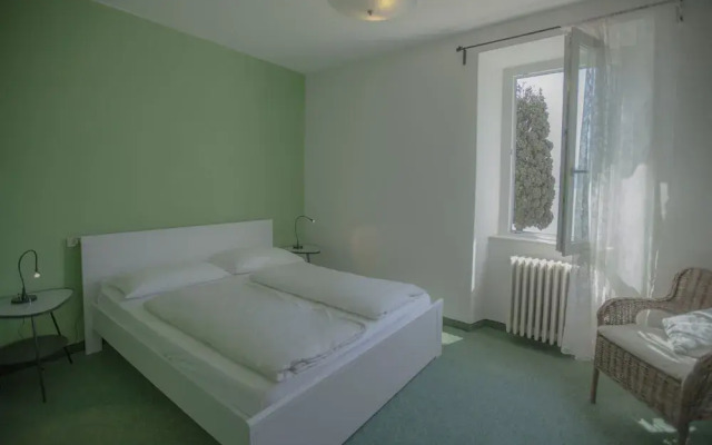 Hotel e Appartamenti al Prà de la Fam