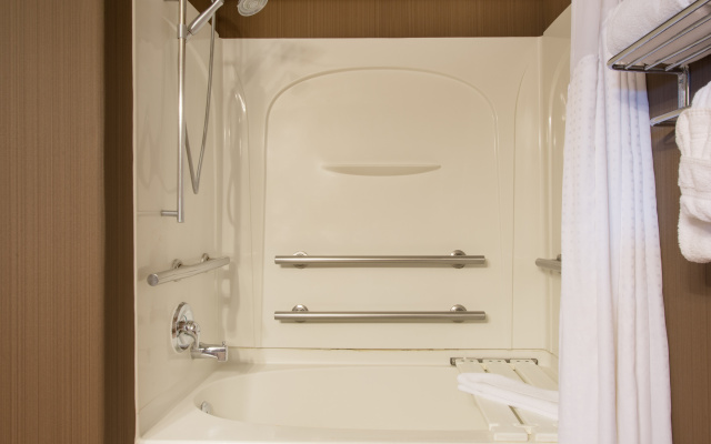 Holiday Inn Express Hotel & Suites Douglas by IHG