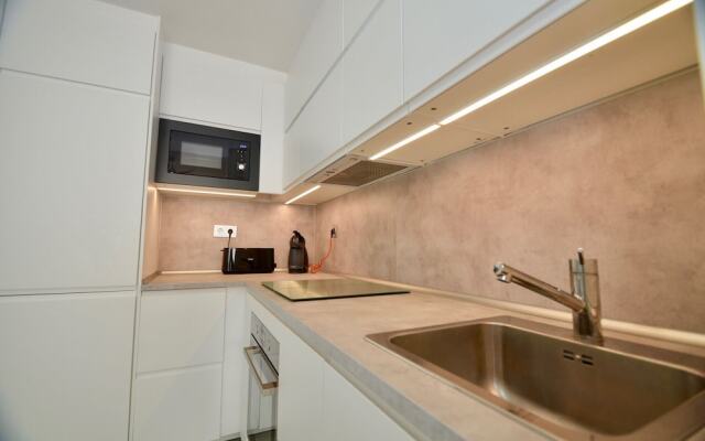 052 Luxury Pool - Ac/wifi