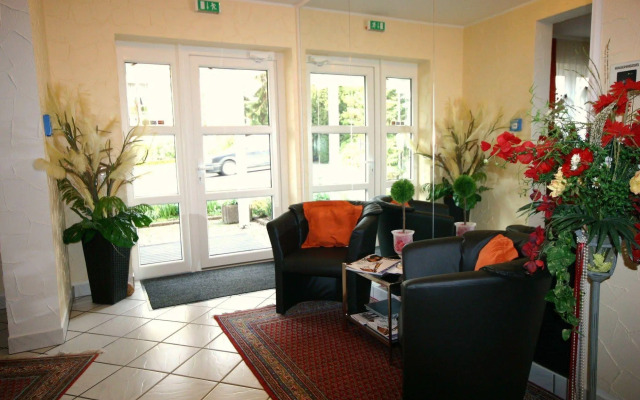 Arador-City Hotel