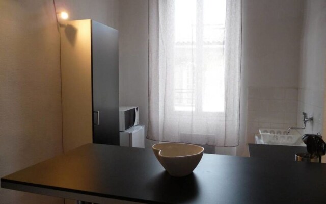 Nice 2 Bedrooms Renovated on the Vieux Port