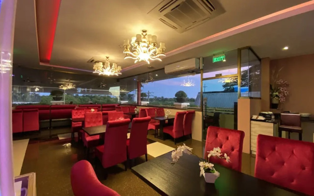 Grand Diamond Hotel Suites Trinidad