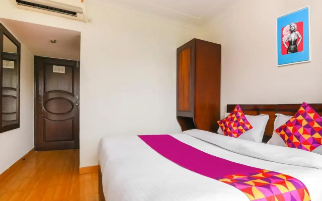 Oyo 32589 Sky Hotel